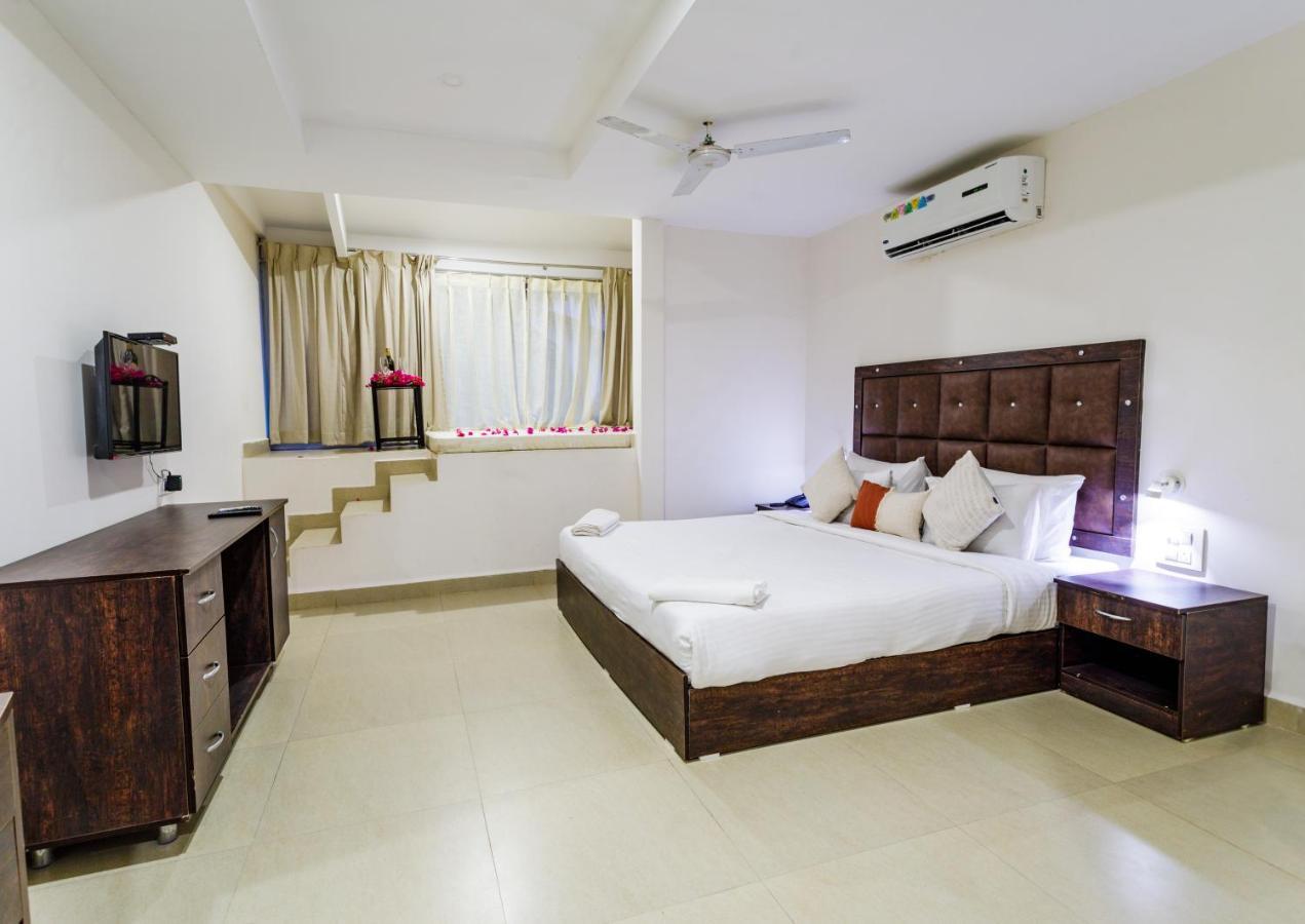 La Vaiencia Beach Resort, Morjim Bagian luar foto